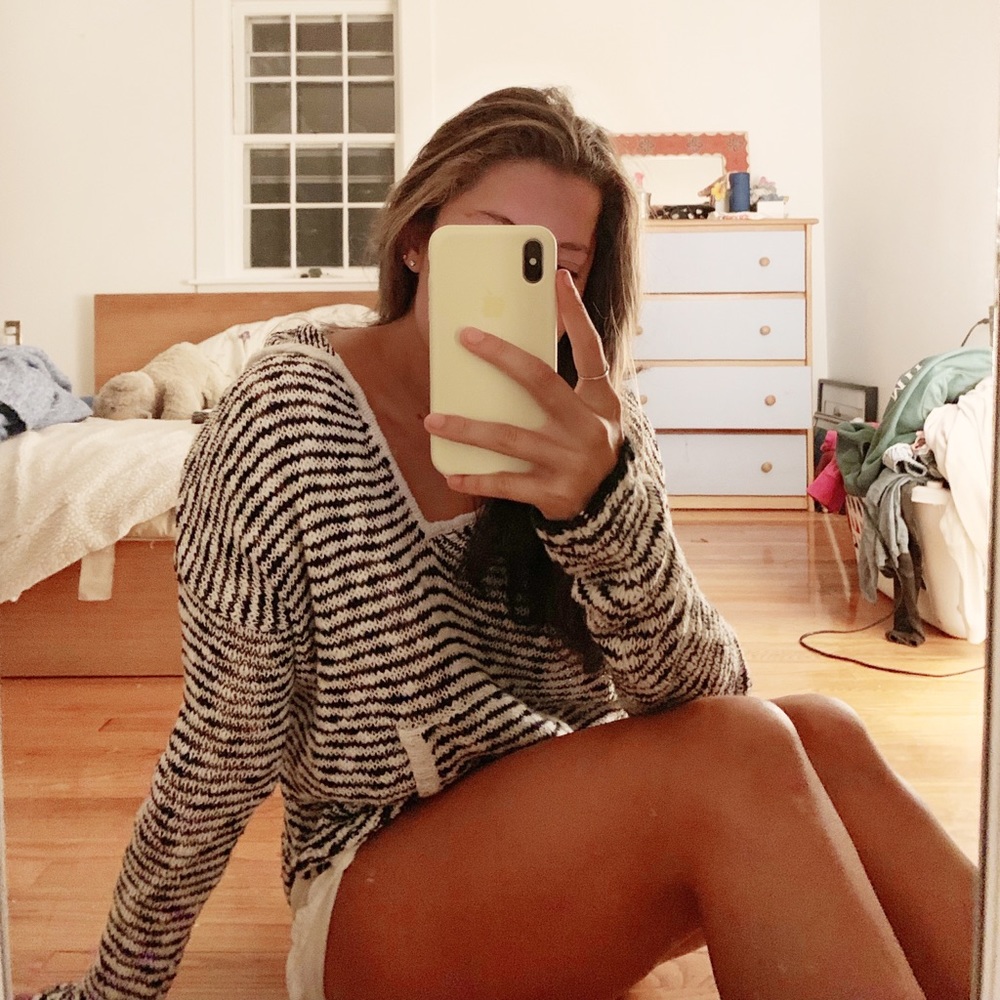 ROXY black and white knit pullover sweater